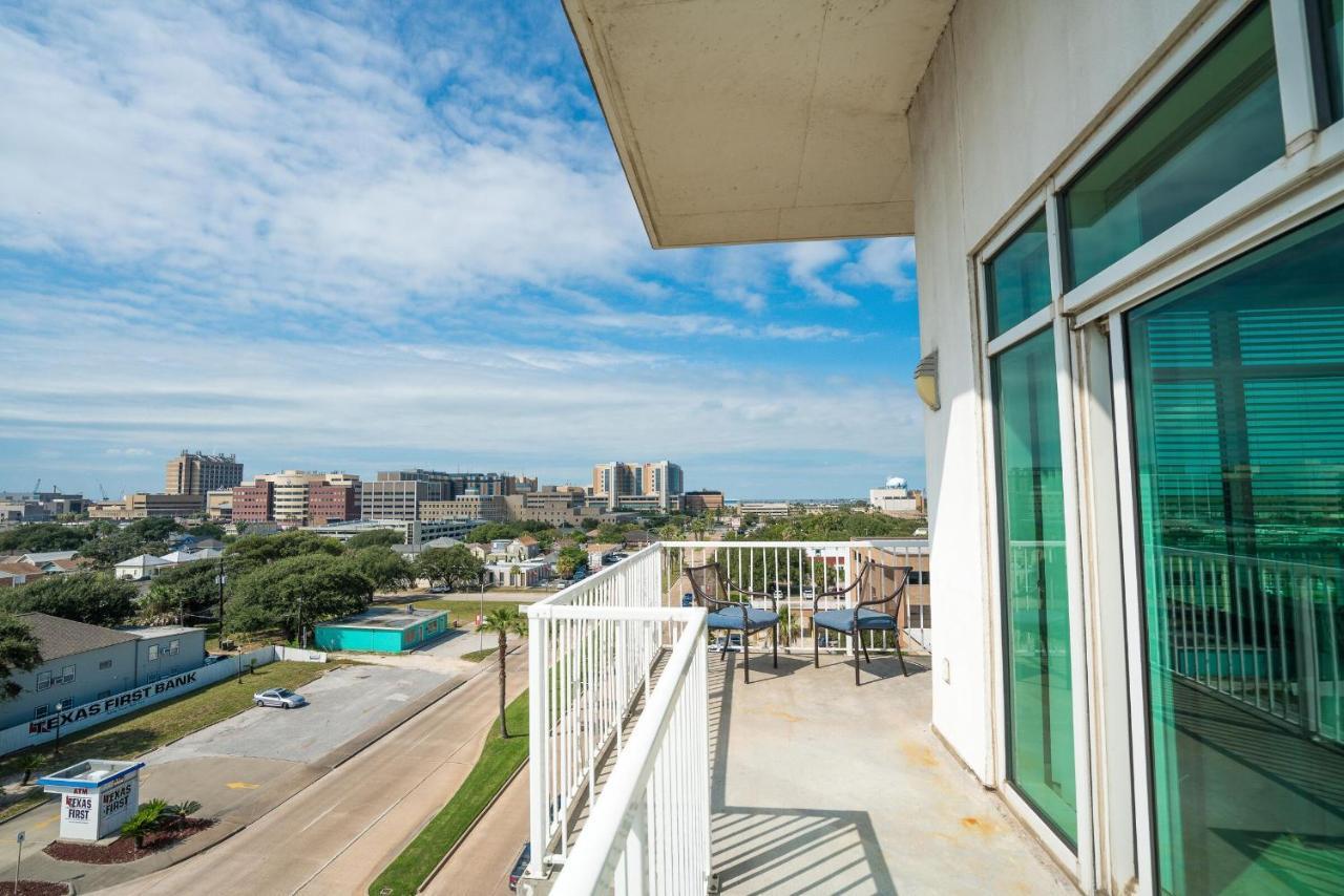 Sea It All Infinity Pool Ocean Views Steps From The Beach - A Perfect Romantic Getaway Galveston Zewnętrze zdjęcie